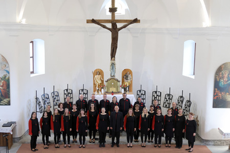 KOMORNI ZBOR FRAN GERBIČ LETNI KONCERT 02 FOTO LJUBO VUKELIČ